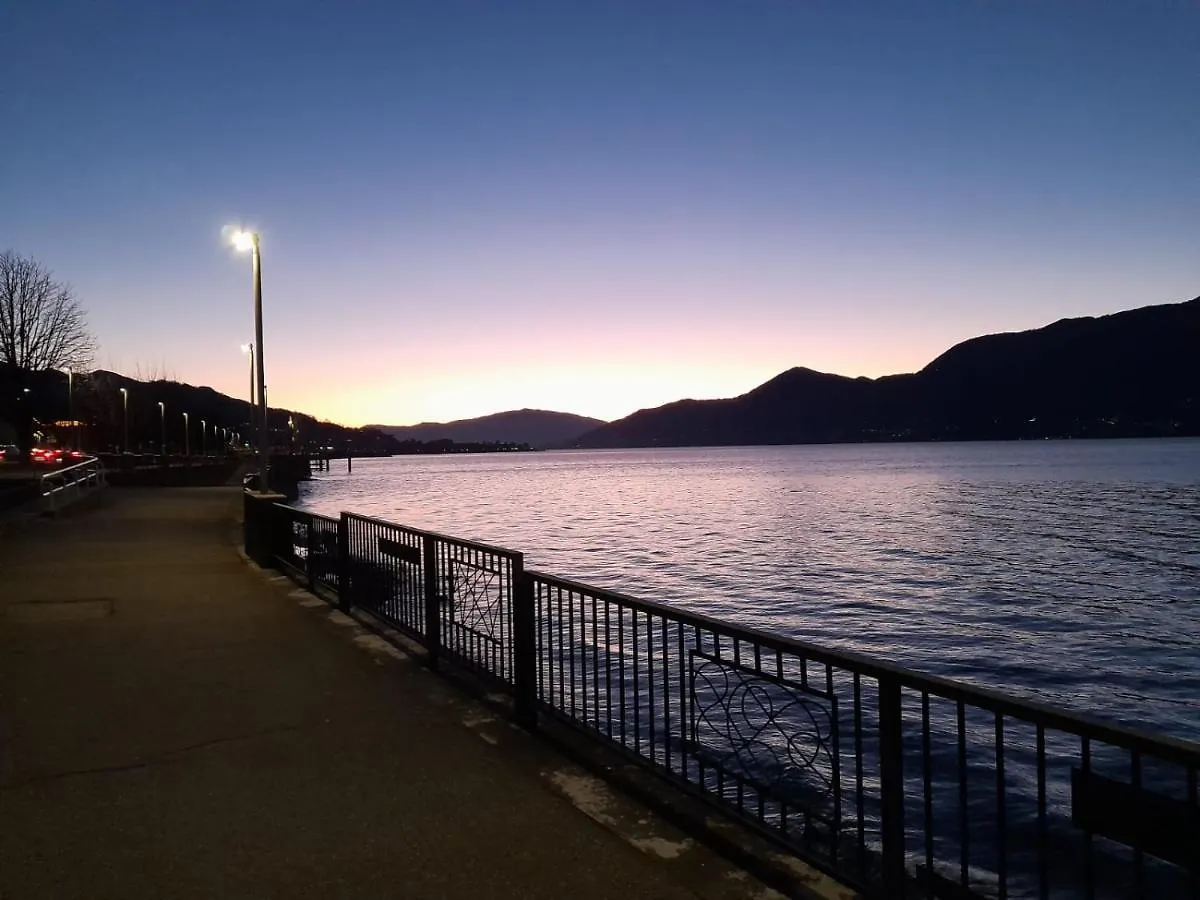Marco Apartment - Holiday Apartment Luino