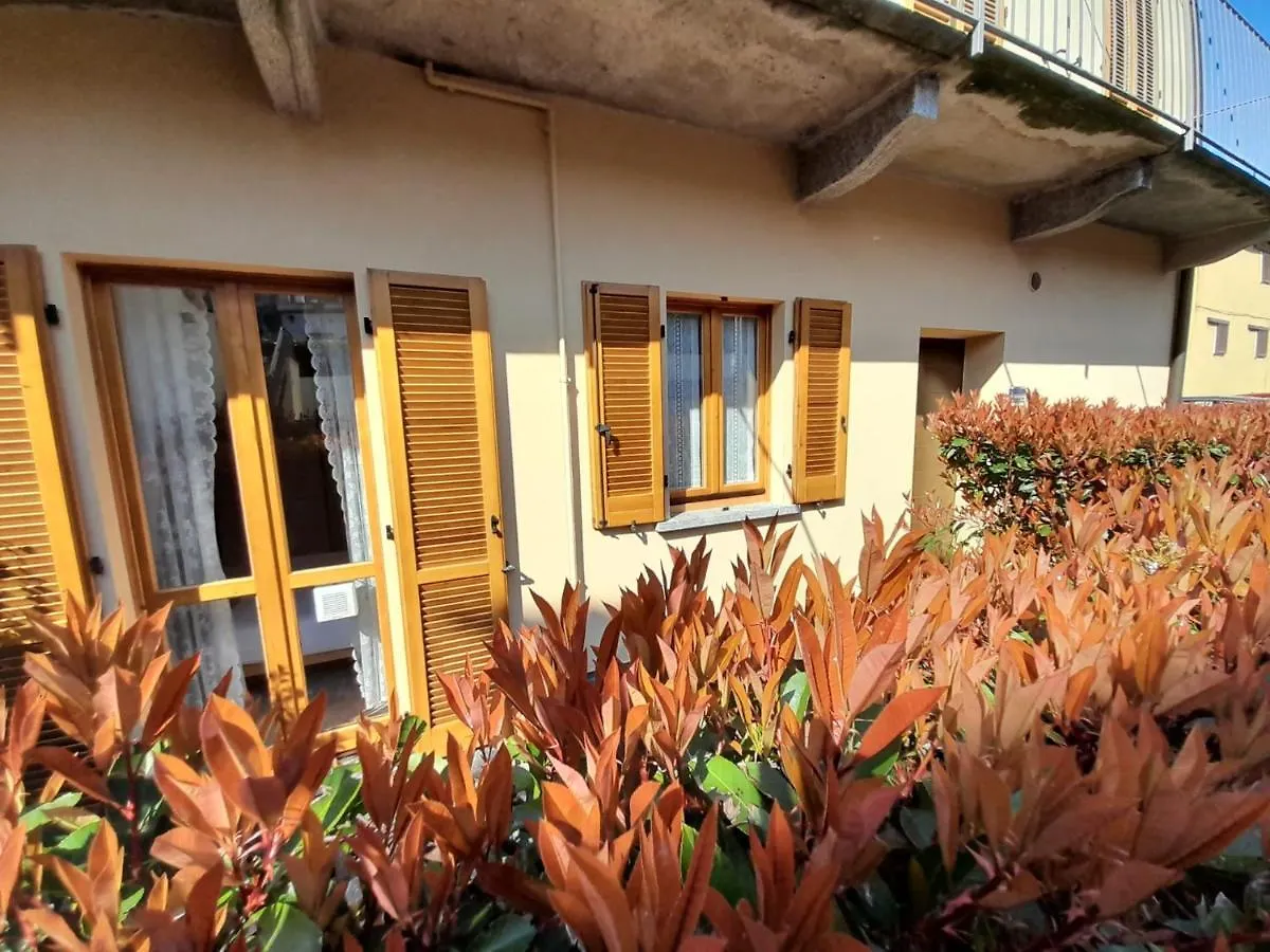 Marco Apartment - Holiday Apartment Luino 0*,
