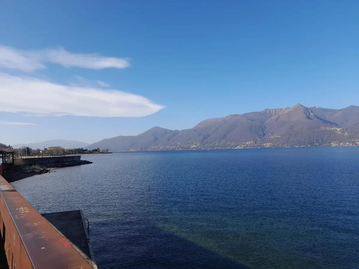Marco Apartment - Holiday Apartment Luino