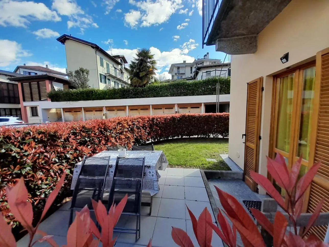 Marco Apartment - Holiday Apartment Luino
